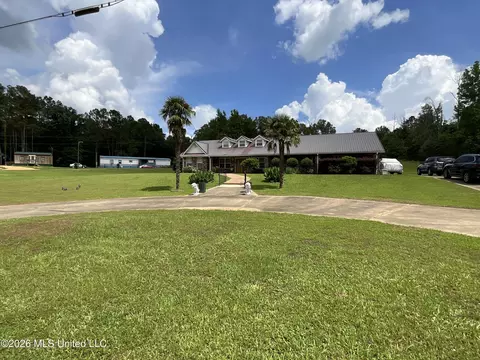 3152 Old Natchez, Hazlehurst, MS 39083