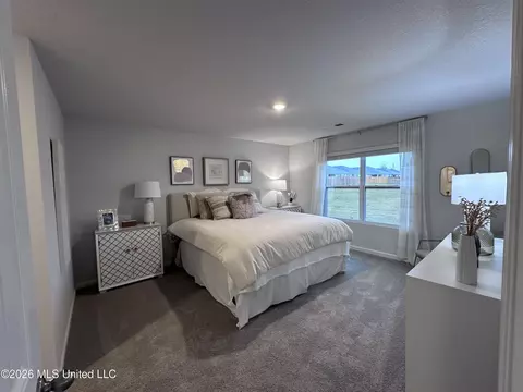 Bedroom - 94 Pine St, Byhalia, MS 38611 photo 4 of 5