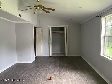 Living - 4036 W Pine St, Moss Point, MS 39563 photo 3 of 3