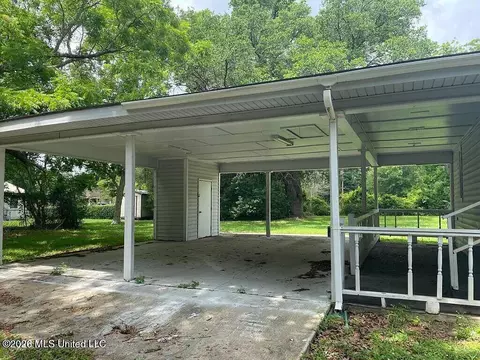 Exterior - 4036 W Pine St, Moss Point, MS 39563 photo 1 of 1