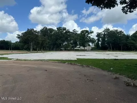 129 Jeff Davis Blvd, Natchez, MS 39120