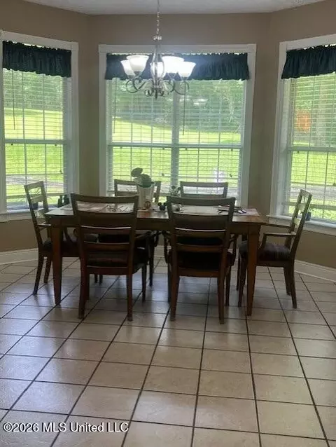 Dining - 1177 David Benjamin Dr, Mccomb, MS 39648 photo 1 of 1