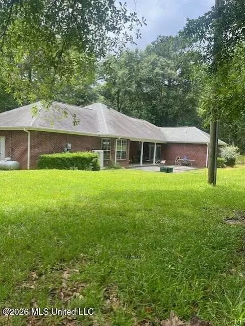 Exterior - 1177 David Benjamin Dr, Mccomb, MS 39648 photo 3 of 4