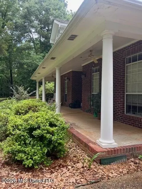 Exterior - 1177 David Benjamin Dr, Mccomb, MS 39648 photo 4 of 4