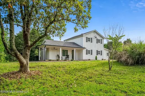 9068 Bethel Rd, Olive Branch, MS 38654