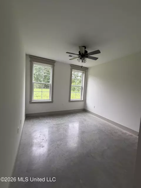 Bedroom - 2405 Pleasant Hill Rd, Nesbit, MS 38651 photo 2 of 2