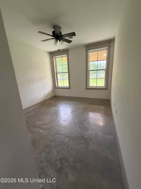 Bedroom - 2405 Pleasant Hill Rd, Nesbit, MS 38651 photo 1 of 2