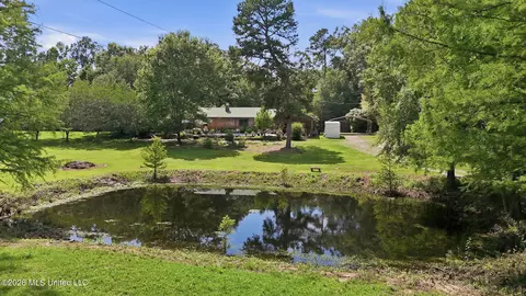 77211 N River Rd, Kentwood, LA 70444