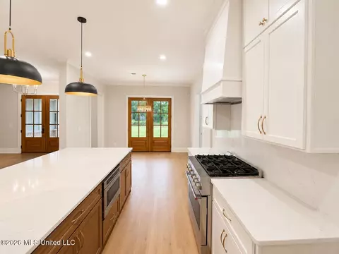 Kitchen - 5073 Sophia Ln, Hernando, MS 38632 photo 1 of 1