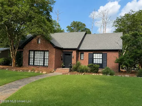 272 N Davis St, Forest, MS 39074