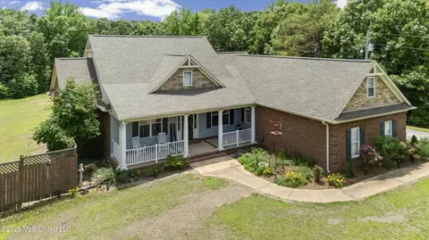 Exterior - 86 Spring Oak Cv, Lamar, MS 38642 photo 5 of 6