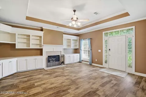 Living - 215 Old Town Ln, Brandon, MS 39042 photo 1 of 5