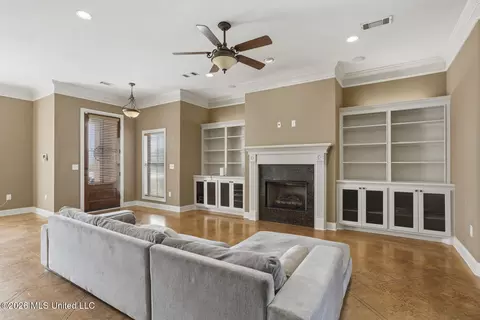 Living - 179 Copper Ridge Ln, Florence, MS 39073 photo 2 of 2
