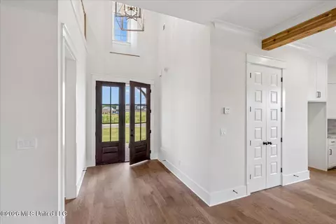 Entry Way - 4183 Edison Dr, Nesbit, MS 38651 photo 1 of 4