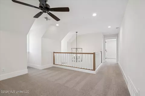 Entry Way - 4183 Edison Dr, Nesbit, MS 38651 photo 3 of 4