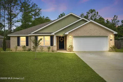 18425 S Carr Bridge Rd, Biloxi, MS 39532