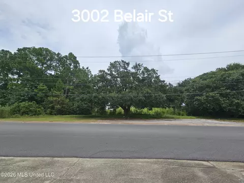3002 Belair St, Pascagoula, MS 39567