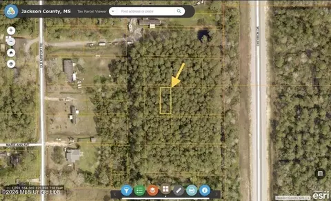 3002 Belair St, Pascagoula, MS 39567