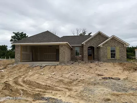 166 Madisonville Dr, Canton, MS 39046