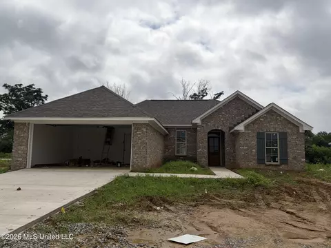 166 Madisonville Dr, Canton, MS 39046