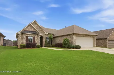 Exterior - 447 Greenfield Ridge Cir, Brandon, MS 39042 photo 2 of 5