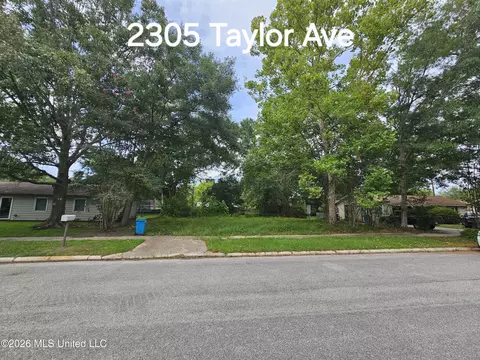 2305 Taylor Ave, Pascagoula, MS 39567