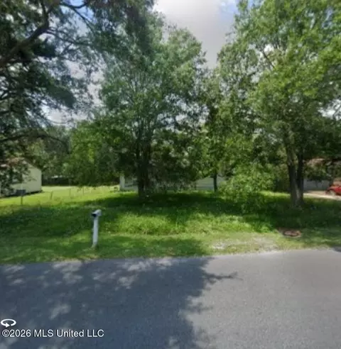 2009 22nd St, Pascagoula, MS 39581