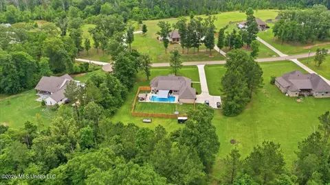 View/Area - 637 Kylemore Ln, Brandon, MS 39047 photo 5 of 11