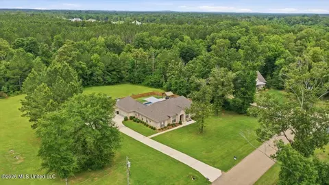 View/Area - 637 Kylemore Ln, Brandon, MS 39047 photo 1 of 11