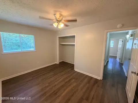 Bedroom - 939 Pine Lake Dr, Jackson, MS 39206 photo 1 of 5