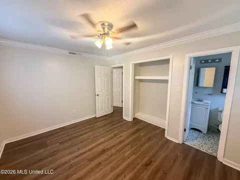 Bedroom - 939 Pine Lake Dr, Jackson, MS 39206 photo 5 of 5