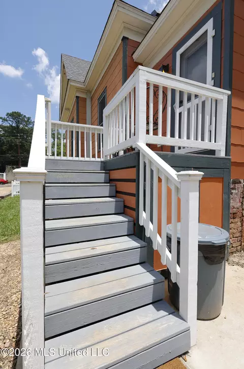 Exterior - 723 Delaware Ave, Mccomb, MS 39648 photo 9 of 13
