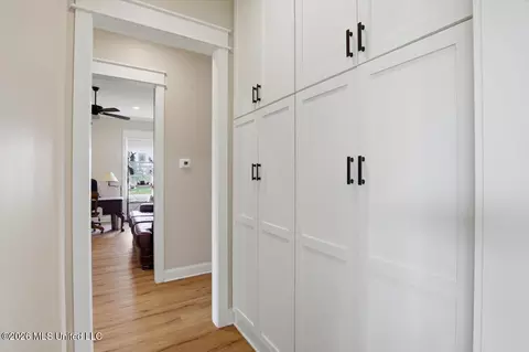 Entry Way - 109 Hannalea Pl, Flora, MS 39071 photo 6 of 8