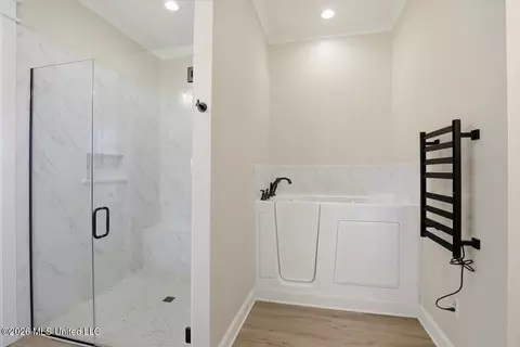 Bath - 109 Hannalea Pl, Flora, MS 39071 photo 2 of 6