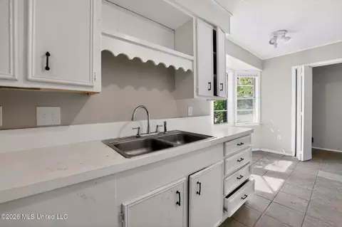Kitchen - 603 Chelsea Dr, Jackson, MS 39212 photo 2 of 2