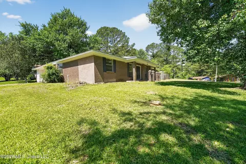 Exterior - 603 Chelsea Dr, Jackson, MS 39212 photo 1 of 5