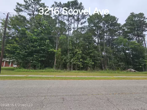 3216 Scovel Ave, Pascagoula, MS 39581