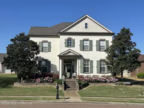Exterior - 3111 W Beauvoir Pl, Hernando, MS 38632 photo 9 of 9