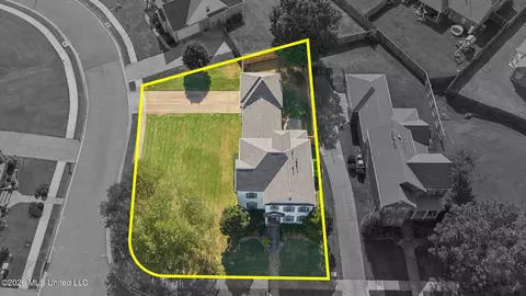 View/Area - 3111 W Beauvoir Pl, Hernando, MS 38632 photo 3 of 6