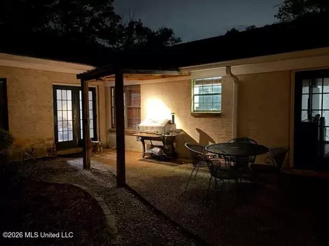 Exterior - 102 Michael Cv, Brandon, MS 39047 photo 13 of 17