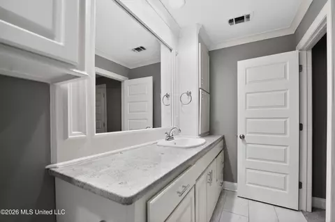 Bath - 3511 N State St #11 & 13, Jackson, MS 39216 photo 8 of 8