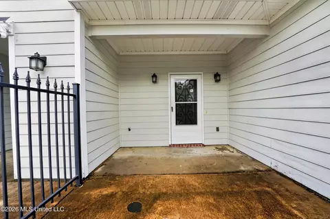 Exterior - 3511 N State St #11 & 13, Jackson, MS 39216 photo 4 of 5