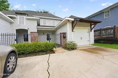 Exterior - 3511 N State St #11 & 13, Jackson, MS 39216 photo 2 of 5