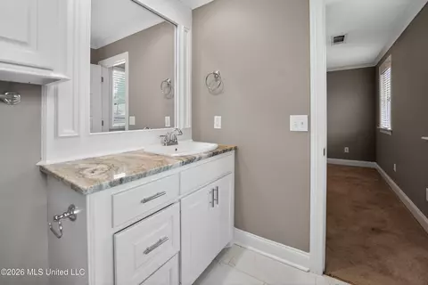 Bath - 3511 N State St #11 & 13, Jackson, MS 39216 photo 4 of 8