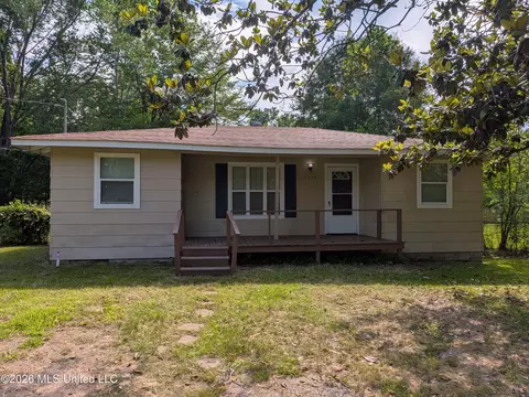 1220 Deeb St, Pearl, MS 39208