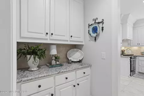 Entry Way - 308 W Park St, Canton, MS 39046 photo 1 of 2