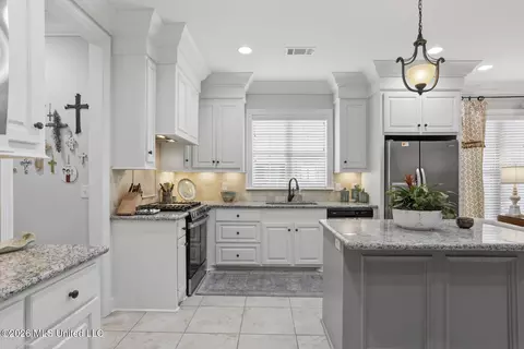 Kitchen - 308 W Park St, Canton, MS 39046 photo 1 of 5
