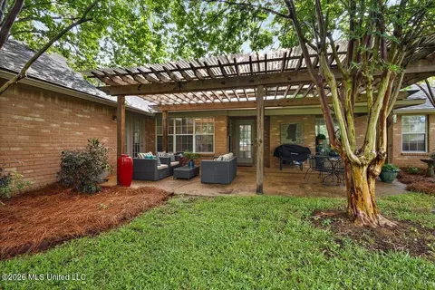 Exterior - 102 Avon Cv, Madison, MS 39110 photo 6 of 15