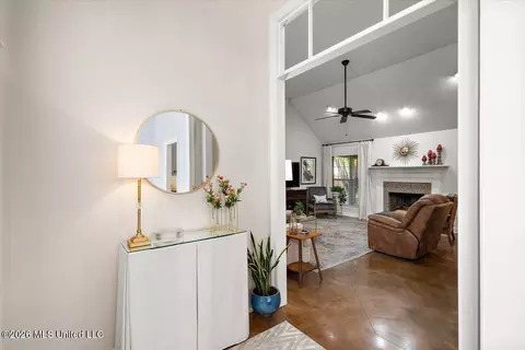 Entry Way - 102 Avon Cv, Madison, MS 39110 photo 2 of 2