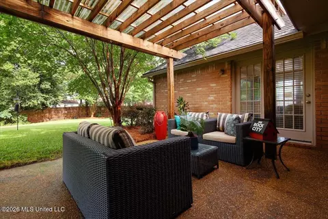 Exterior - 102 Avon Cv, Madison, MS 39110 photo 4 of 15